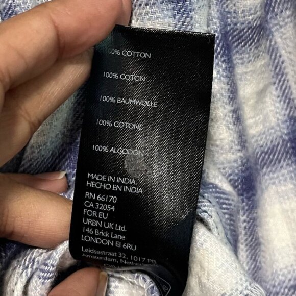 BDG Urban Outfitters Blue & White Plaid Flannel Button-Up Shirt - Medium - Picture 6 of 14